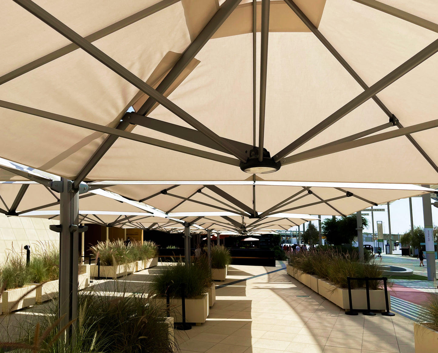 SHADOWSPEC UNITY Multi-Canopy Cantilever Umbrella