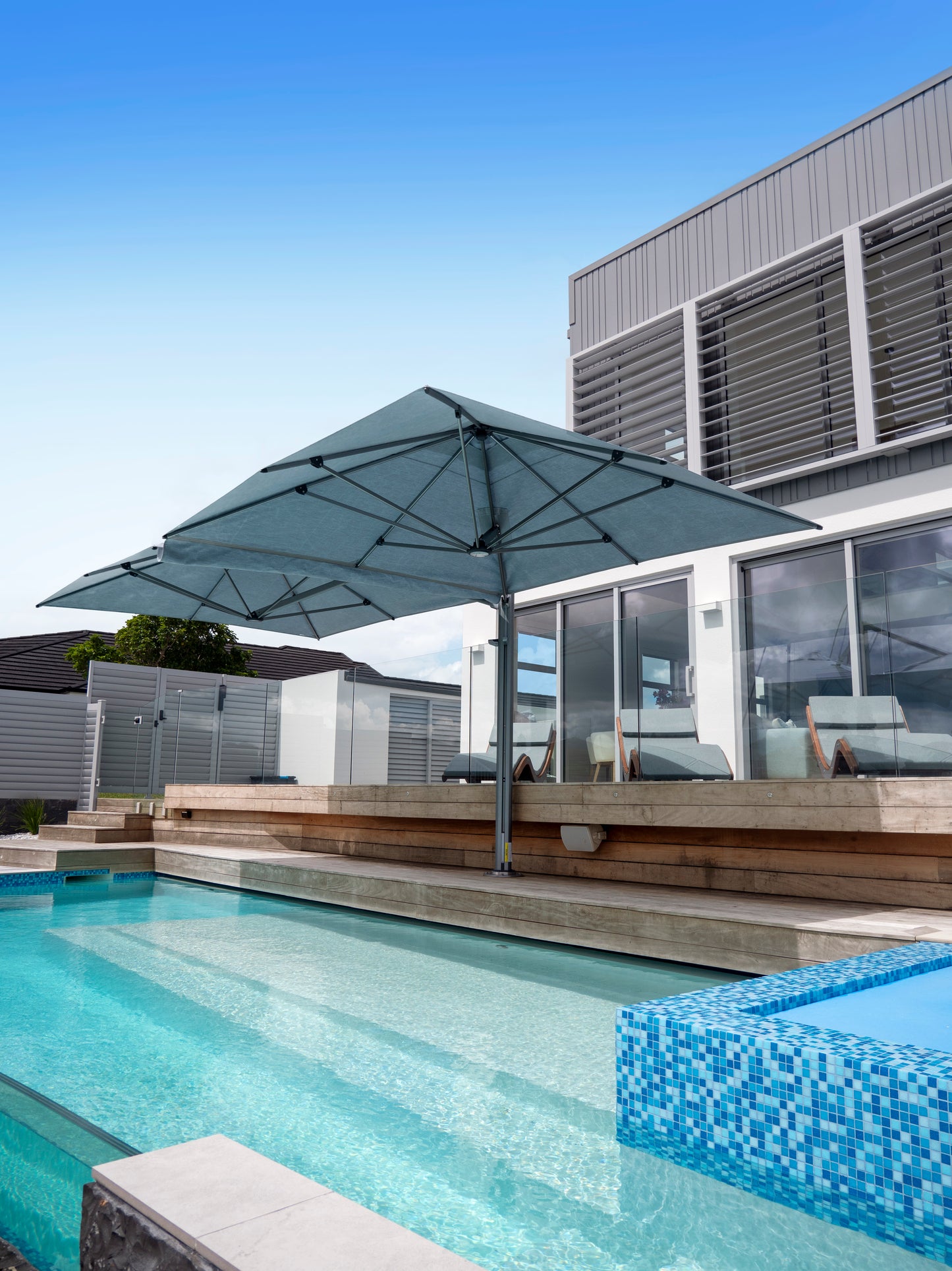 SHADOWSPEC UNITY Multi-Canopy Cantilever Umbrella