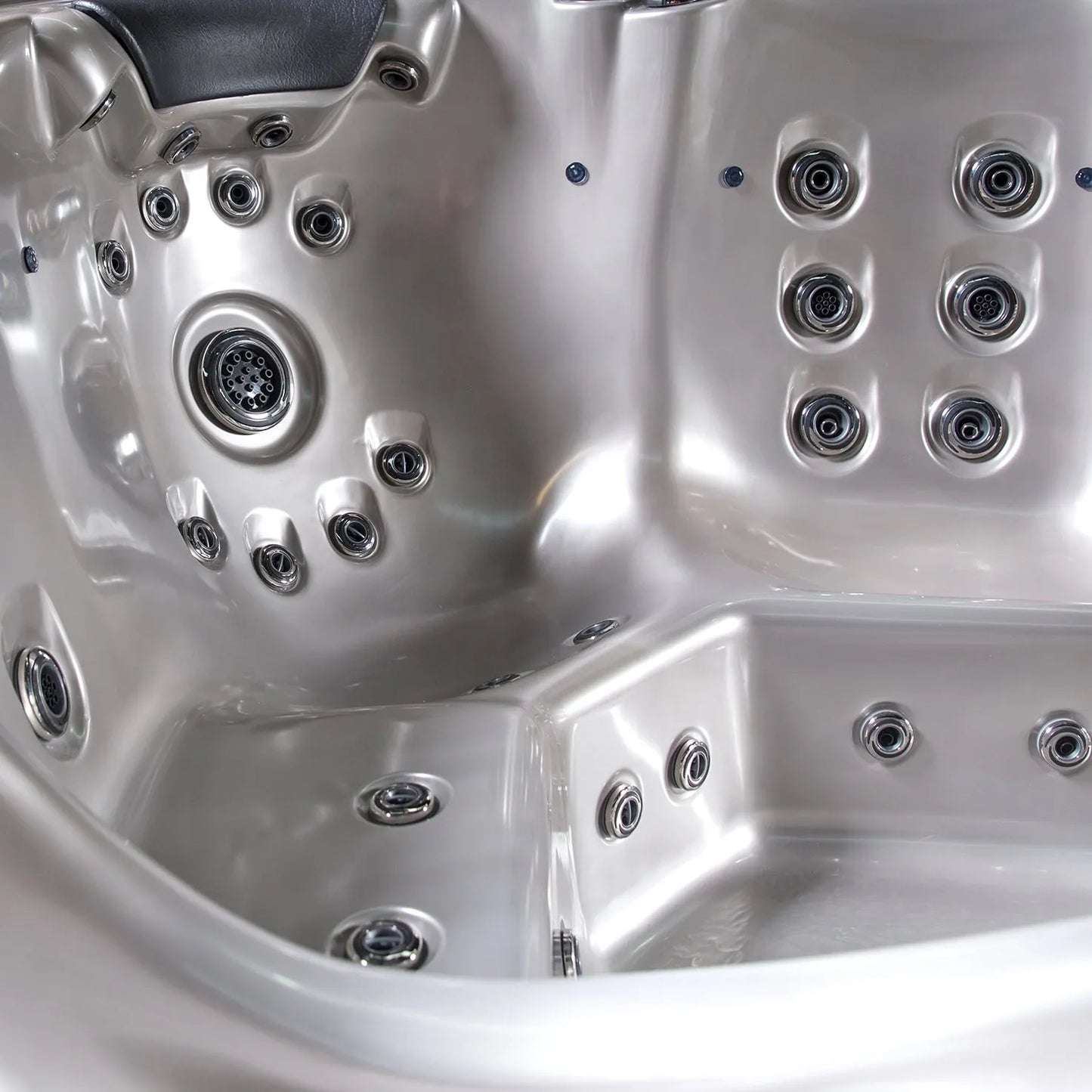 MyOasis | 5 Person Spa | Sapphire Spas, Pool World Australia