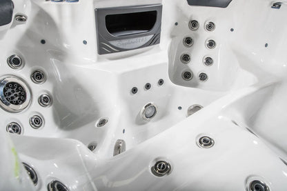 MyOasis | 5 Person Spa | Sapphire Spas, Pool World Australia